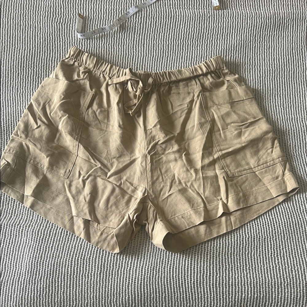 NWOT Old Navy Lightweight Tan Drawstring Shorts